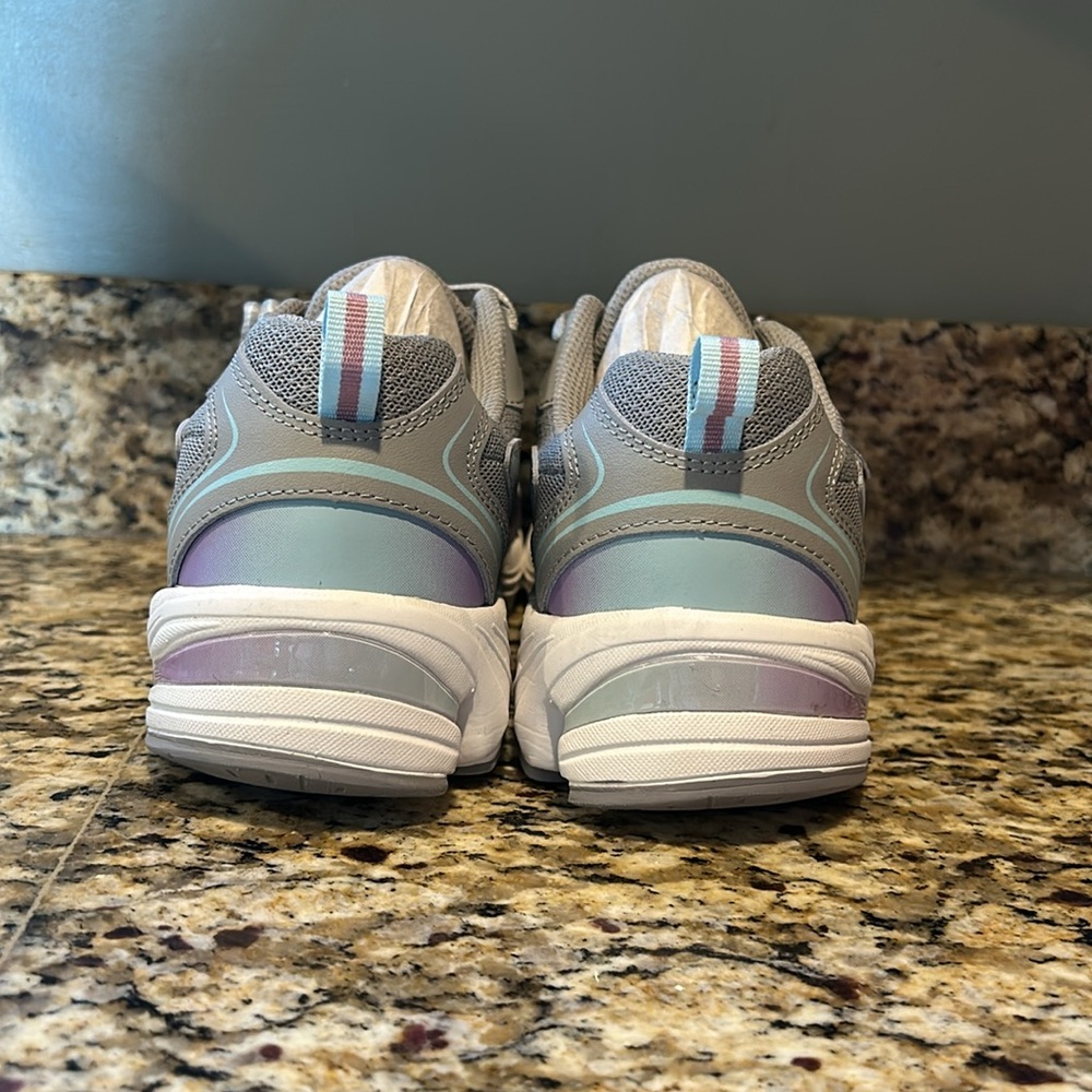 RYKA Grey Standout Sneakers Shoes Women’s Size 8.5 Wide-Brand New - Picture 8 of 10